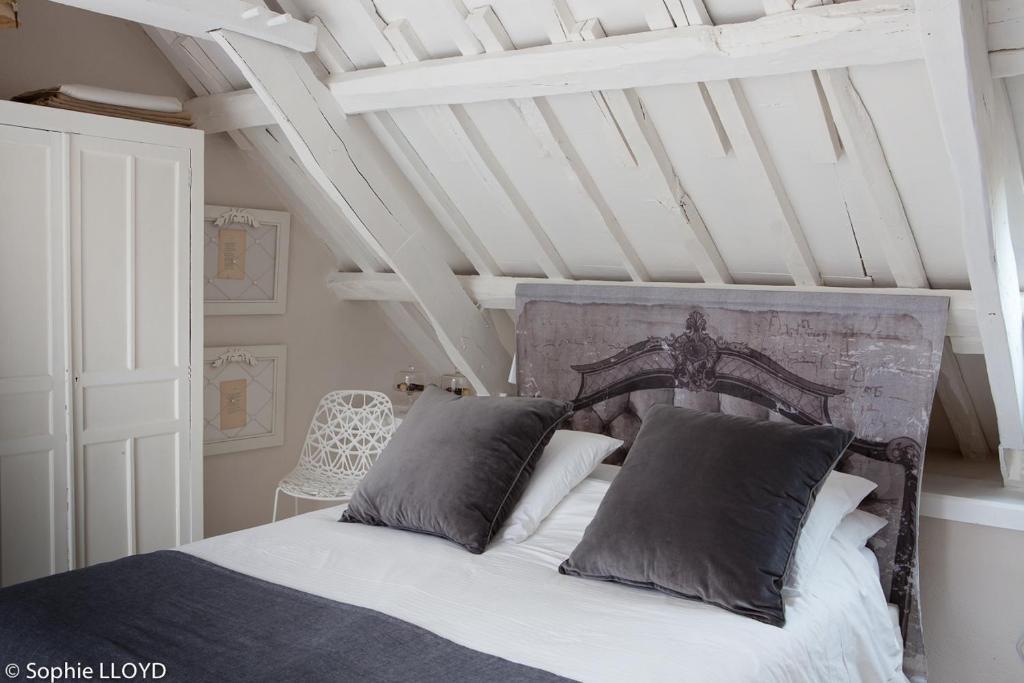 Отель La Maison Des Lamour Plelo Номер фото